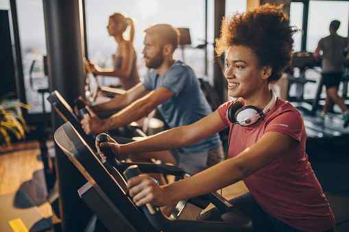 7 Great Benefits of a Stationary Bike Workout