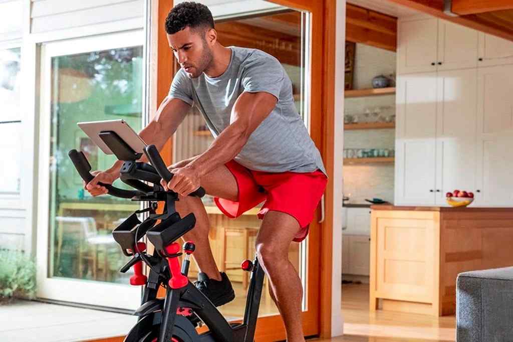 schwinn ic4 vs bowflex c6