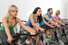 How many resistance levels does Schwinn IC4 have?